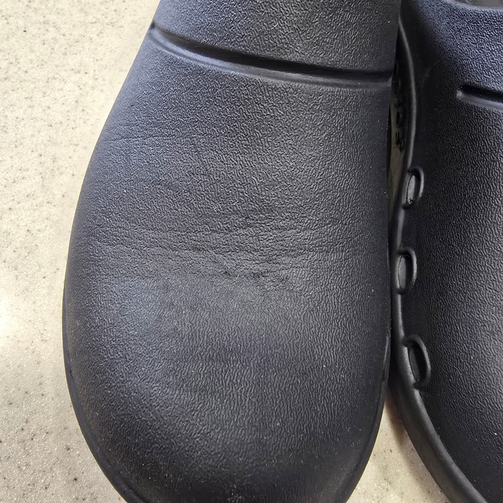 Oofos OOcloog Black Recovery Clogs Mens 5 Womens 7 EU 38 Slip On Shoes - Picture 5 of 15